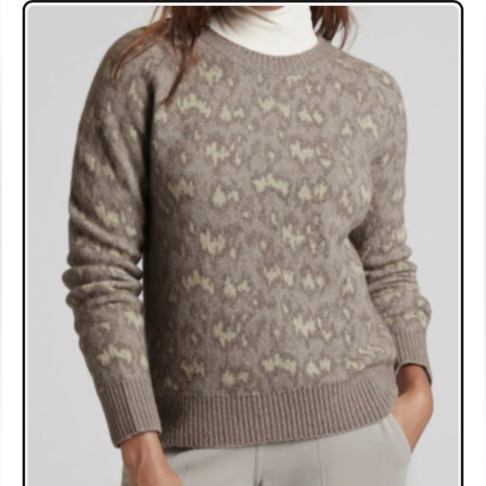 Athleta Hawthorn Leopard Print Extra Fine Merino Wool Blend Sweater Medium - Picture 1 of 13